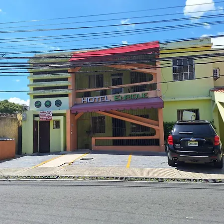 Hotel Enrique Gazcue Bed Breakfast And Parking-3